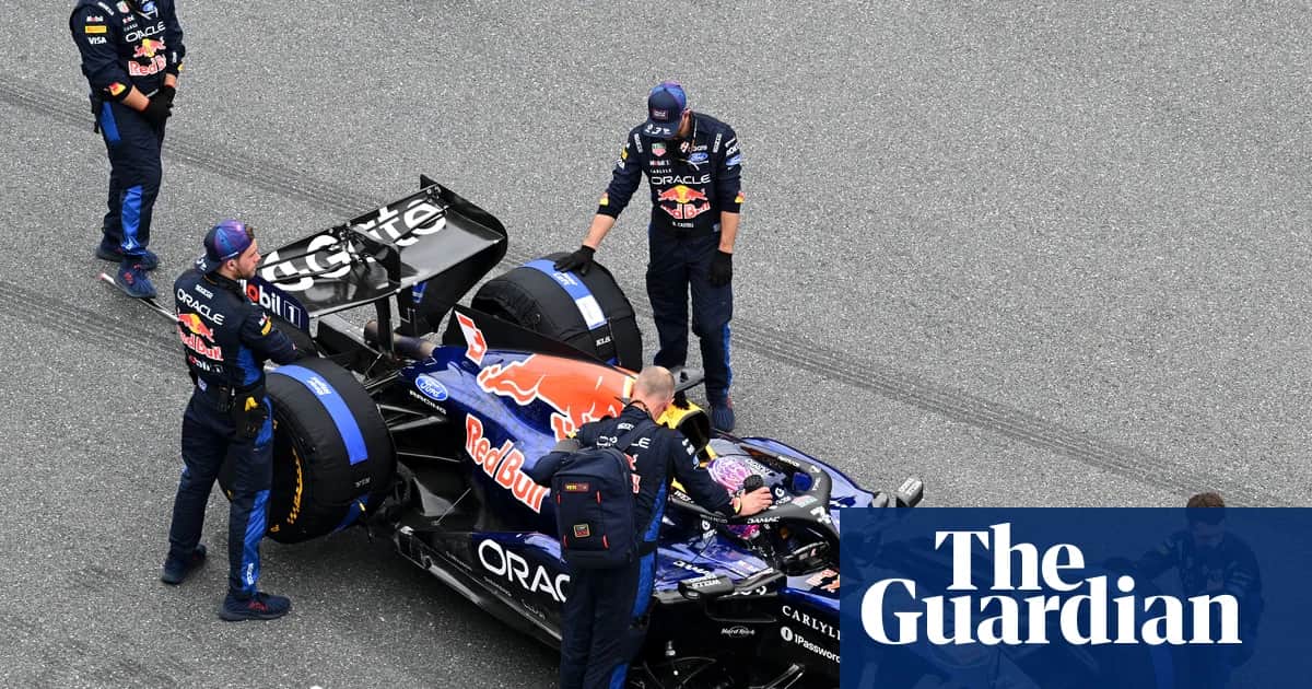 Formula One agrees to engine changes from next season after widespread criticism