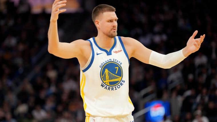 Warriors predicted to cut ties with Kristaps Porzingis, acquire $112 million future All-Star