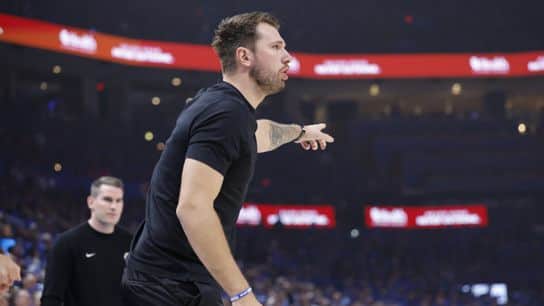 Luka Dončić begins running, but not cleared for contact heading into Game 2