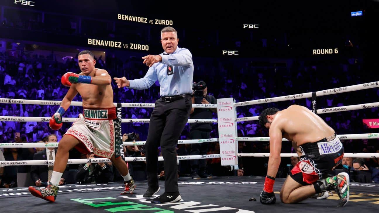 Benavidez stops Ramirez, becomes three-division ch...