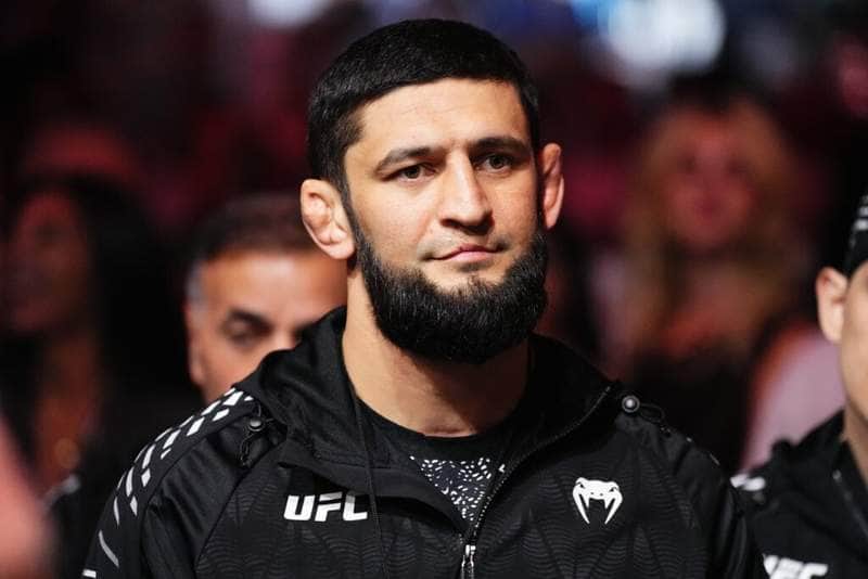 Khamzat Chimaev open to heavyweight fight with Alex Pereira