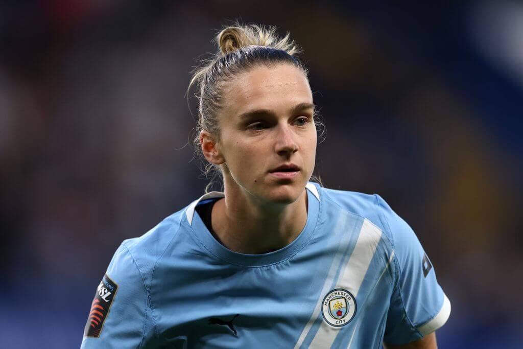 Miedema 缺席曼城女超聯衝刺賽季最終章:母親病危消息曝光,荷蘭前鋒感謝球迷暖心相挺